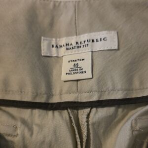 Banana Republic Men's Martin Fit Stretch Pants — Light Khaki